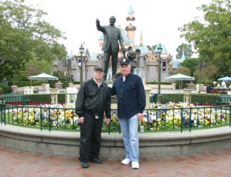 Bob and Ray Olszewski at Disneyland November 2006